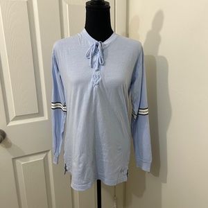 Victoria's Secret PINK Lace Up V- Neck Dog Logo Light Blue Campus Tee Size XS